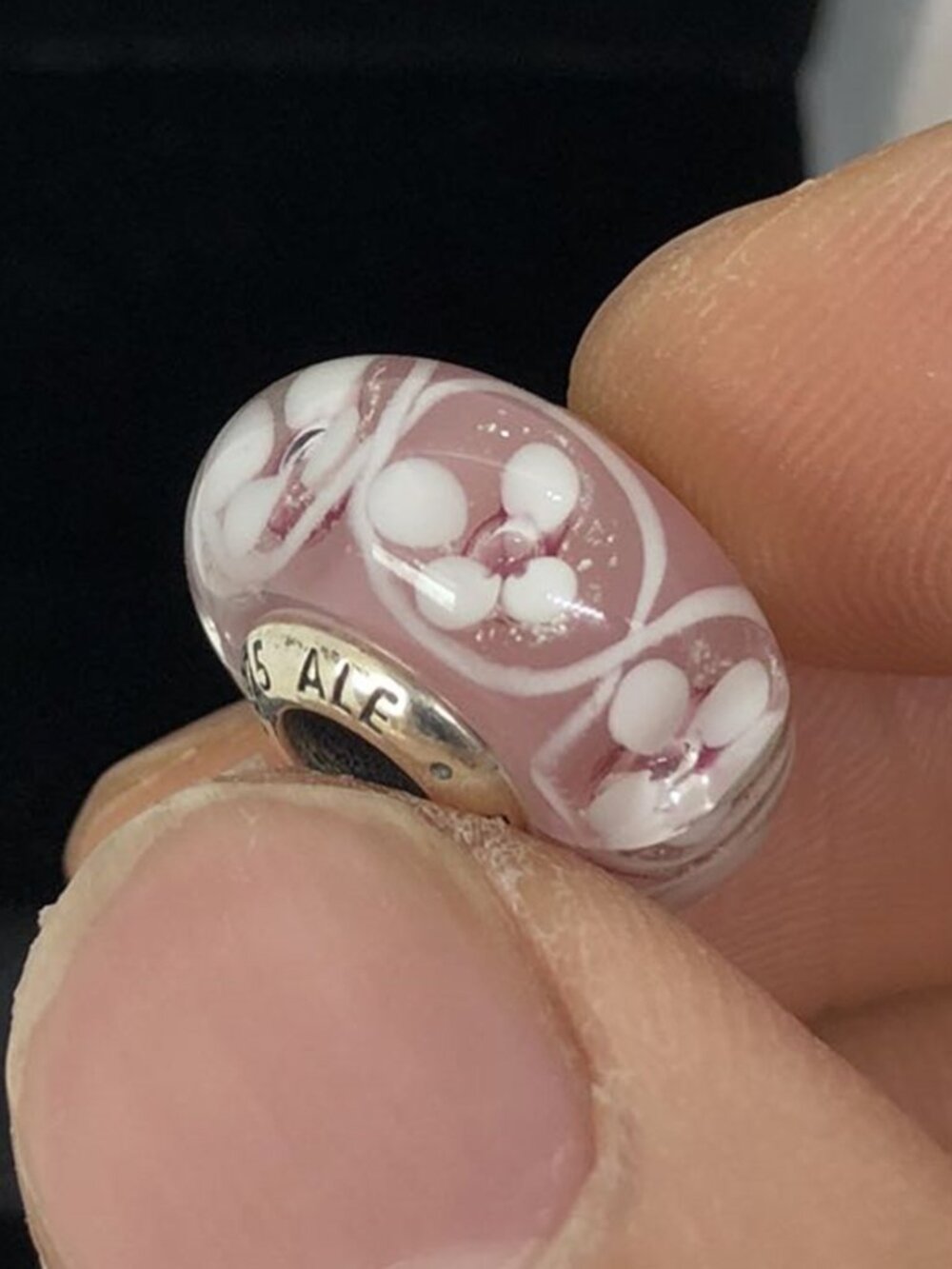 👍👍Pandora Pink Field of Flowers Murano Glass Charm